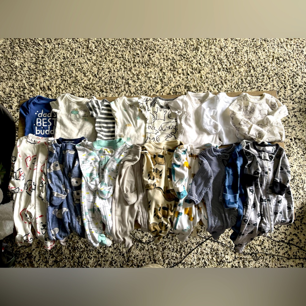 Newborn baby boy bundle in great condition!
